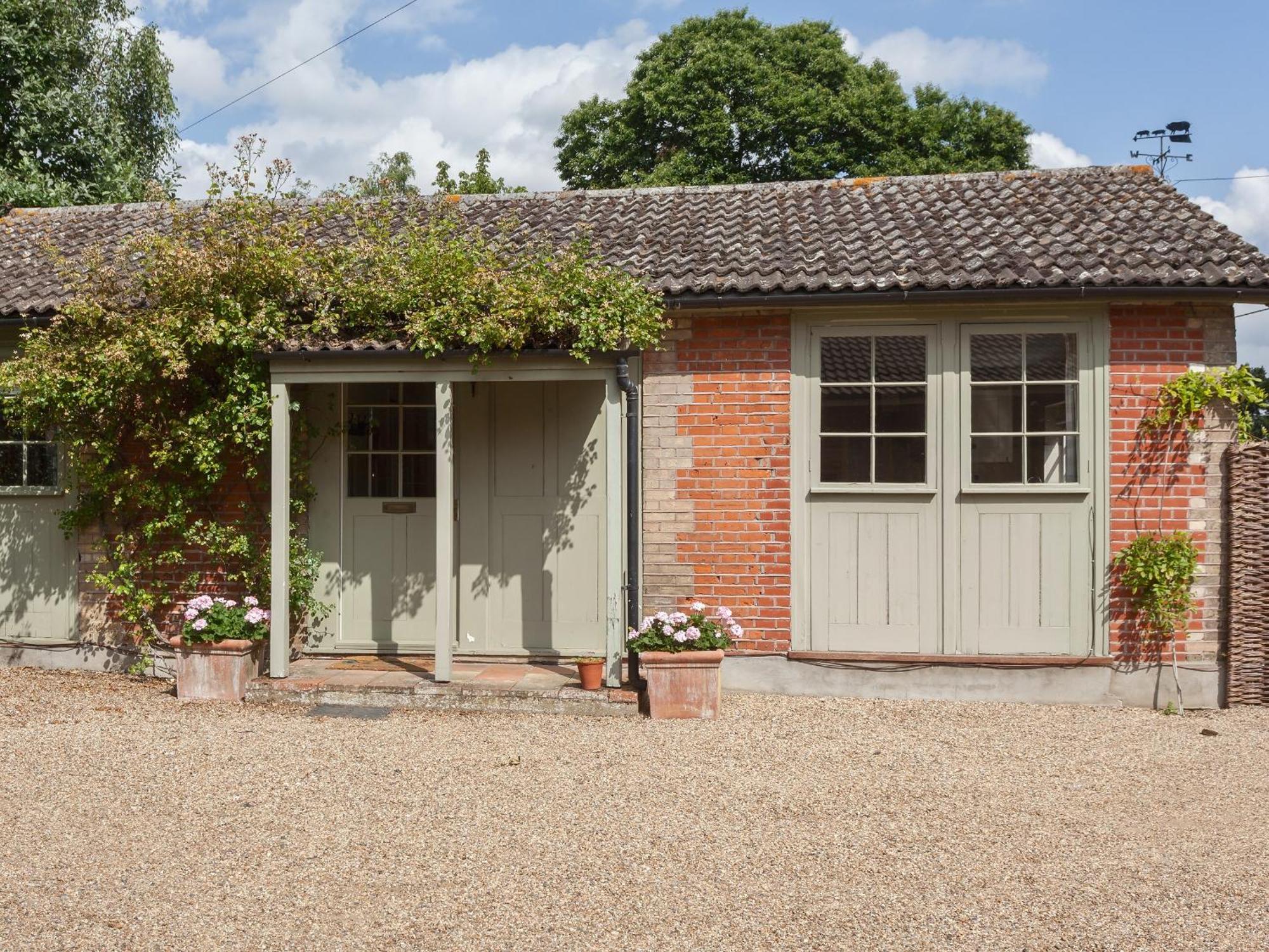 The Coach House Villa Tattingstone Exteriör bild